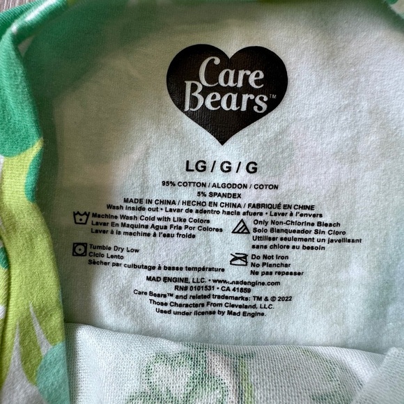 🛍️Care Bears crop tee size large excellent condition - Picture 6 of 6